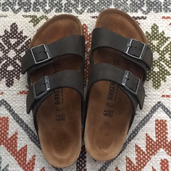 birkenstock arizona size 4